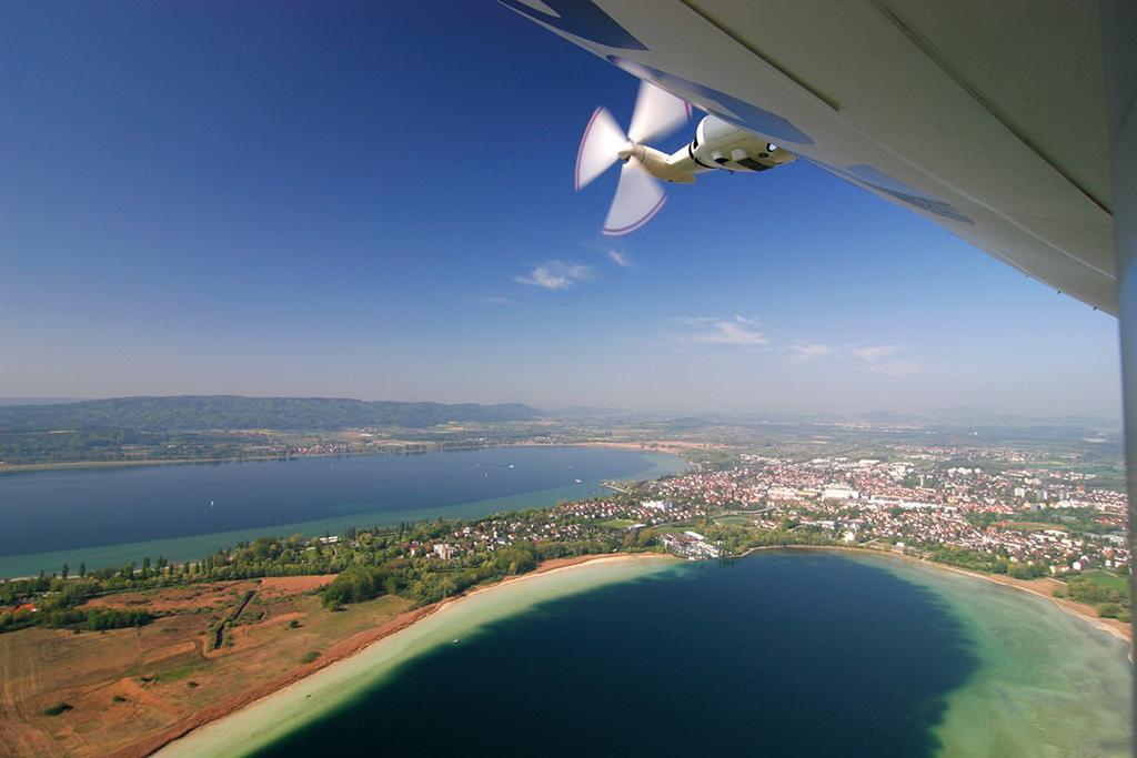 Hotel Bayerischer Hof Λιντάου Εξωτερικό φωτογραφία View of the town from the air