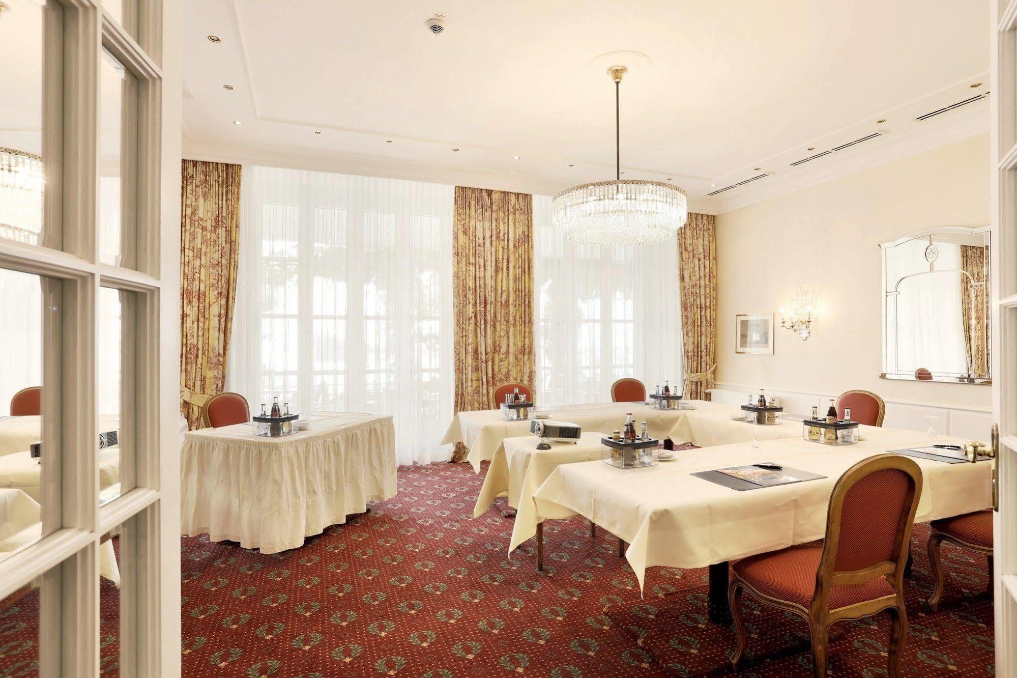 Hotel Bayerischer Hof Λιντάου Εξωτερικό φωτογραφία Meeting room